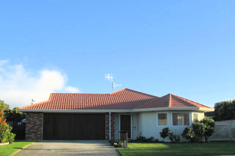 Photo of property in 15 Aaron Court, Paraparaumu Beach, Paraparaumu, 5032
