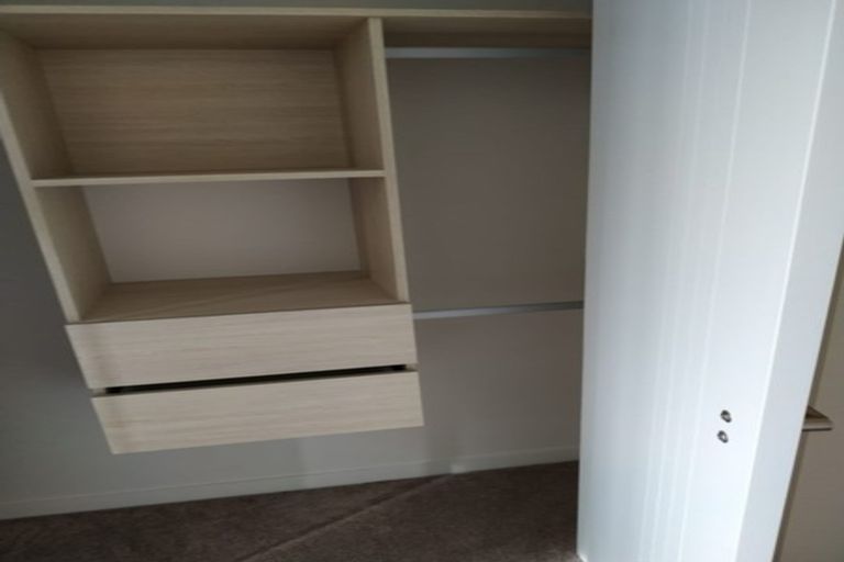 Photo of property in 73 Drumbuoy Drive, Flat Bush, Auckland, 2019