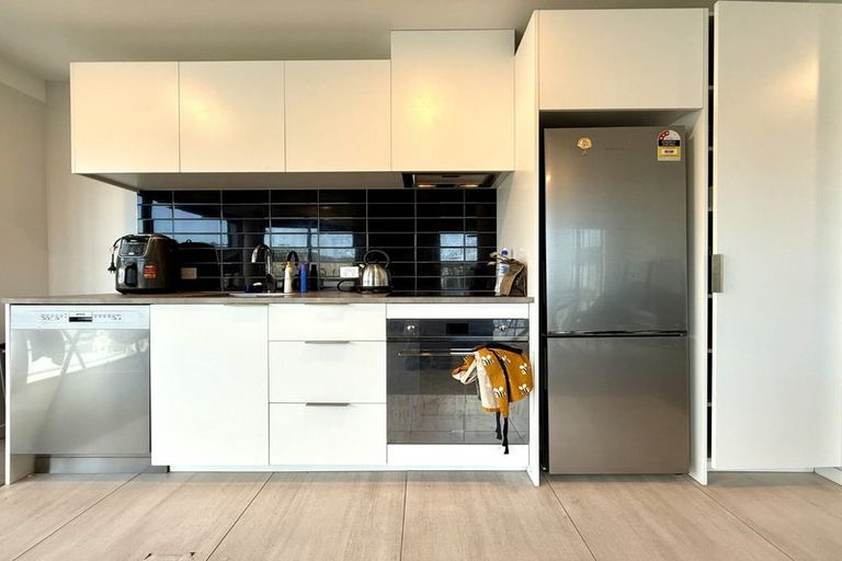 Photo of property in Pinnacle On Victoria, 1205/160 Victoria Street, Te Aro, Wellington, 6011