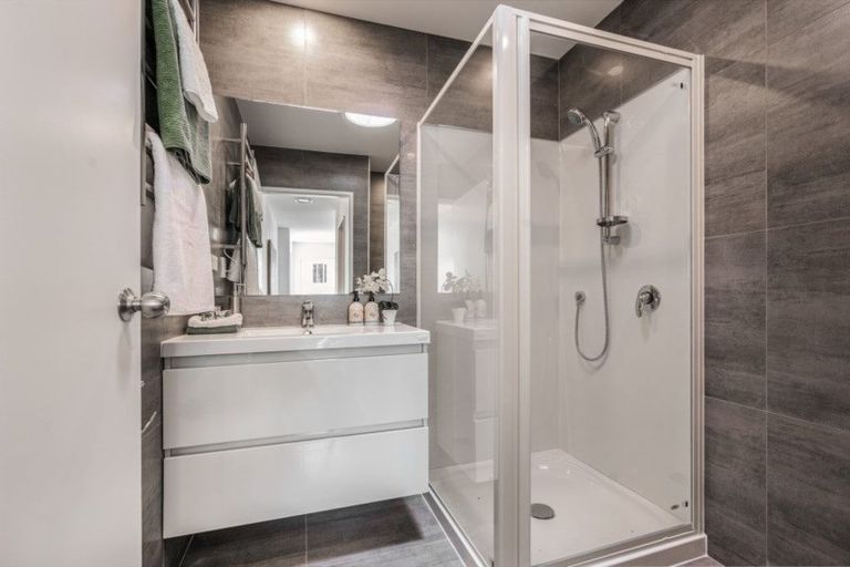 Photo of property in 11 Fernly Rise, Flat Bush, Auckland, 2019