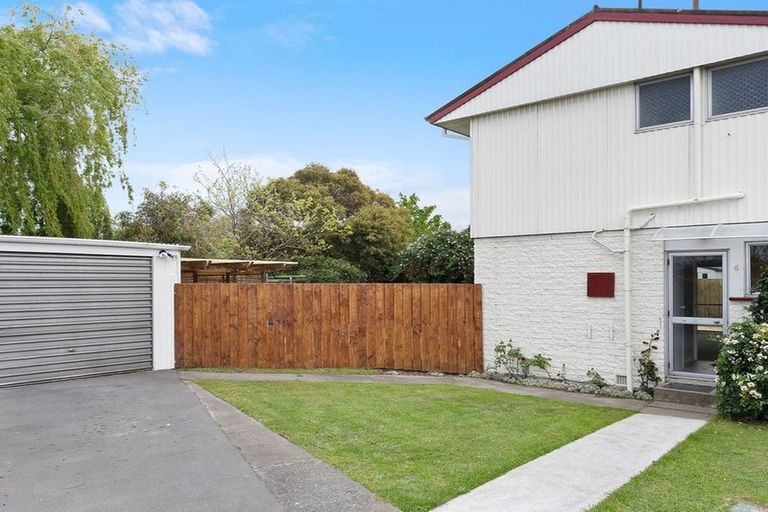 Photo of property in 4/30 Garvins Road, Hornby, Christchurch, 8042