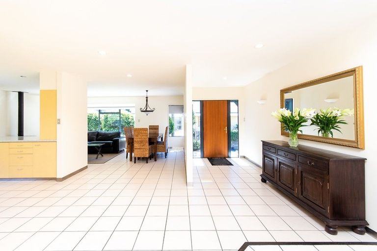 Photo of property in 145 Milton Road, Bluff Hill, Napier, 4110