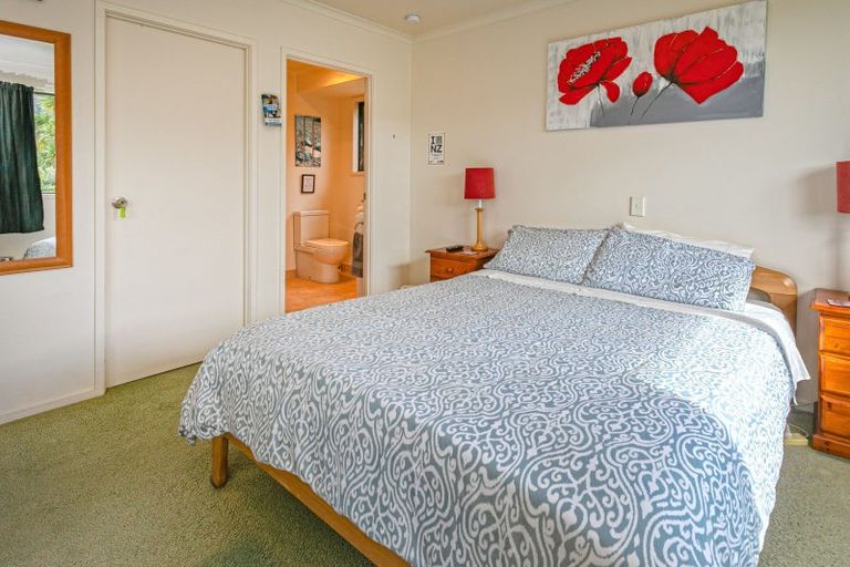 Photo of property in 6 Orchard Road, Hahei, Whitianga, 3591