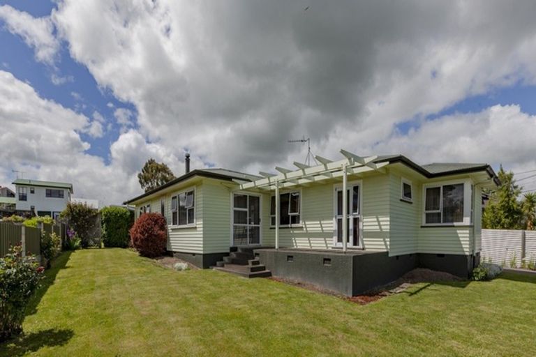 Photo of property in 61 Racecourse Road, Waipukurau, 4200