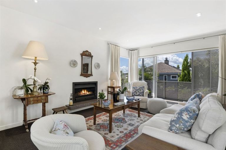 Photo of property in 87b Castor Bay Road, Castor Bay, Auckland, 0620