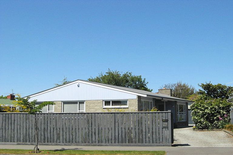 Photo of property in 133 Kendal Avenue, Burnside, Christchurch, 8053