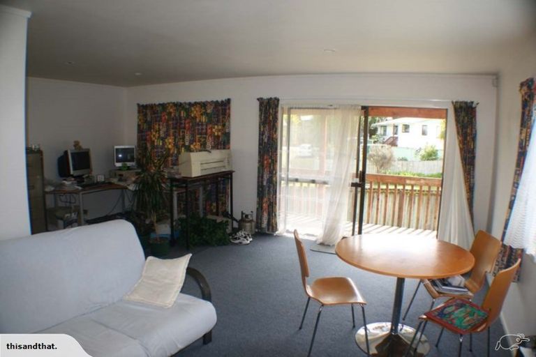 Photo of property in 1/133 Shakespeare Road, Milford, Auckland, 0620