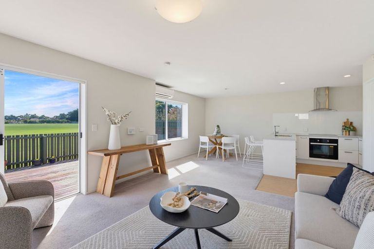 Photo of property in 2/46 Lonsdale Street, New Brighton, Christchurch, 8083
