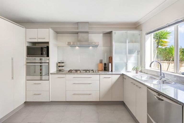 Photo of property in 11 Amaretto Avenue, Flat Bush, Auckland, 2019
