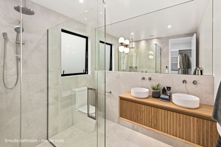 Photo of property in 14 Ida Way, Omaha, 0986