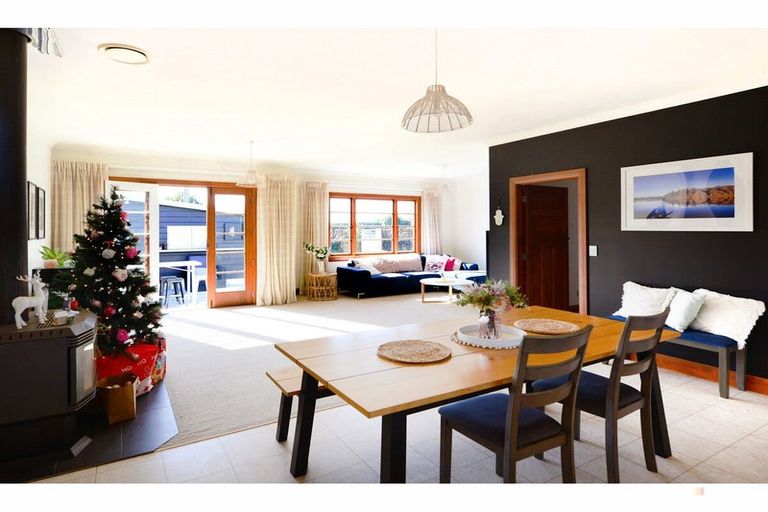 Photo of property in 17 Thackeray Street, Saint Andrews, 7988