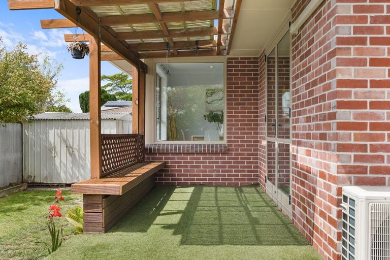 Photo of property in 26 Boston Avenue, Hornby, Christchurch, 8042