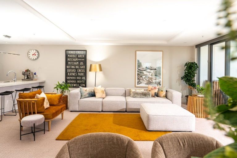 Photo of property in Mariner, 1/140b Oriental Parade, Oriental Bay, Wellington, 6011