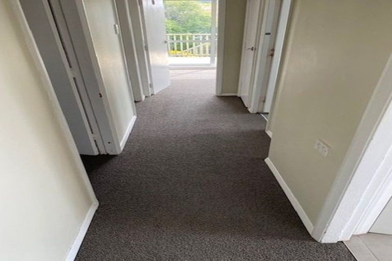 Photo of property in 5 Hillary Street, Tawa, Wellington, 5028