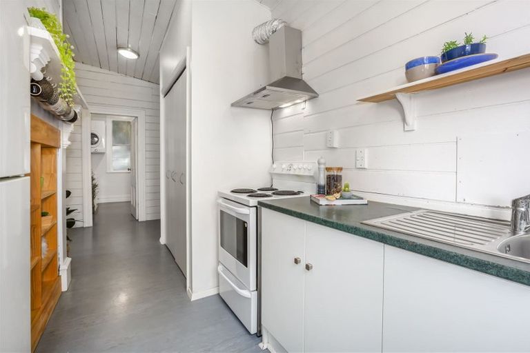 Photo of property in 91 Saint Andrews Road, Plimmerton, Porirua, 5026