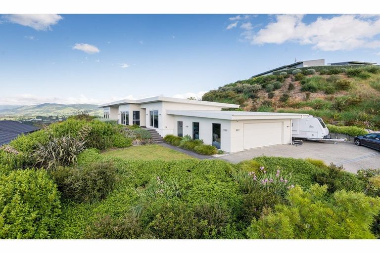 Photo of property in 23 Katania Heights, Brightwater, 7022