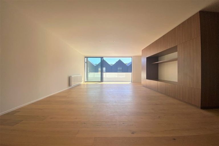 Photo of property in 7 Jean Caldwell Way, Island Bay, Wellington, 6023