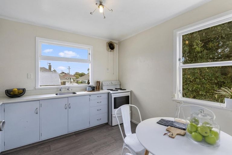 Photo of property in 18a Barraud Street, Avalon, Lower Hutt, 5011