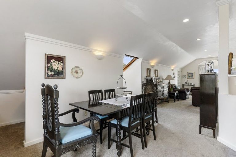 Photo of property in 2/15 Bradbury Road, Botany Downs, Auckland, 2010