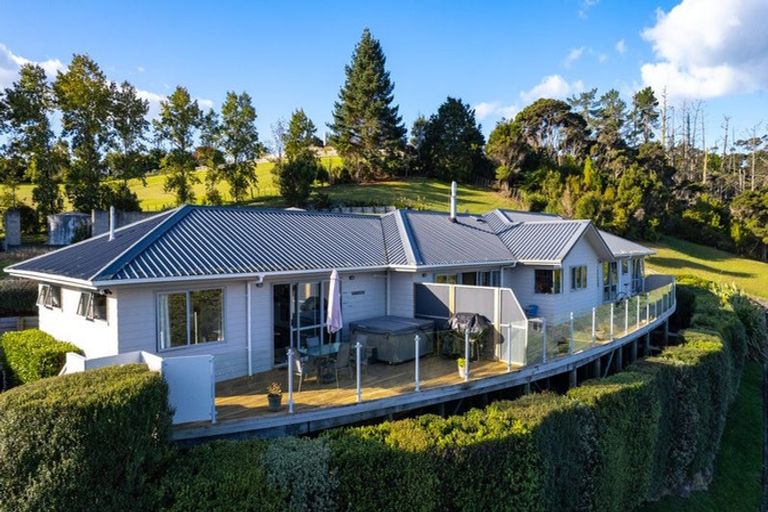 Photo of property in 5 Deeming Road, Okiato, Russell, 0272