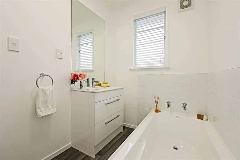 Photo of property in 9 Dover Road, Flaxmere, Hastings, 4120