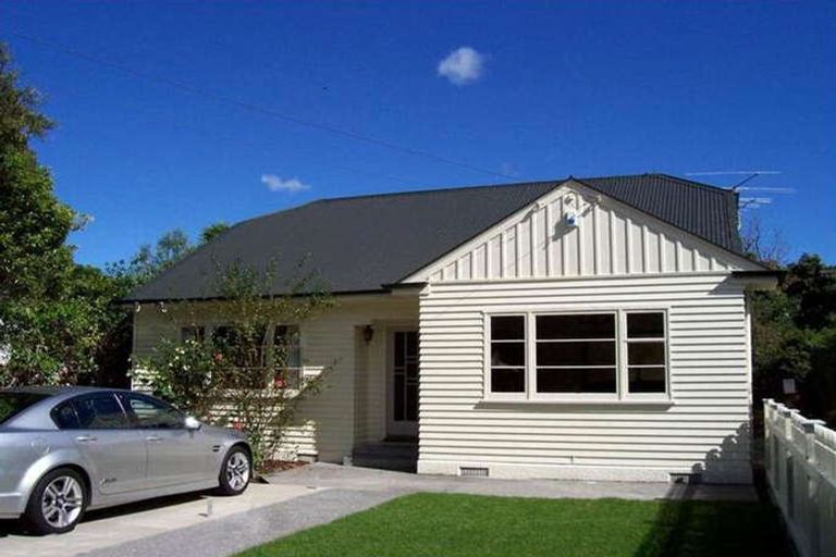 Photo of property in 12 Waitui Crescent, Waiwhetu, Lower Hutt, 5010