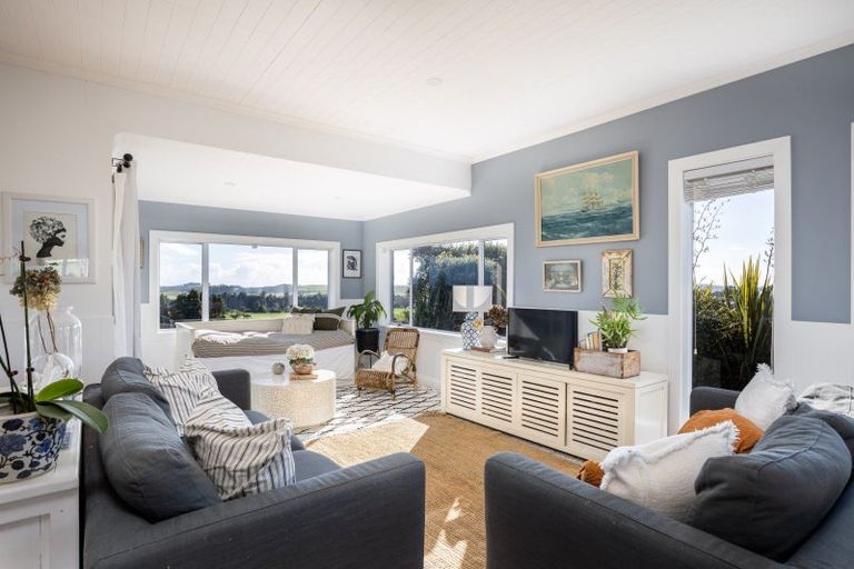 Photo of property in 826 Mokau Road, Mimi, Urenui, 4377