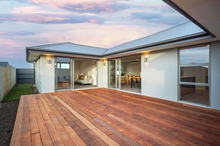 Photo of property in 9 Timara Crescent, Marshland, Christchurch, 8083