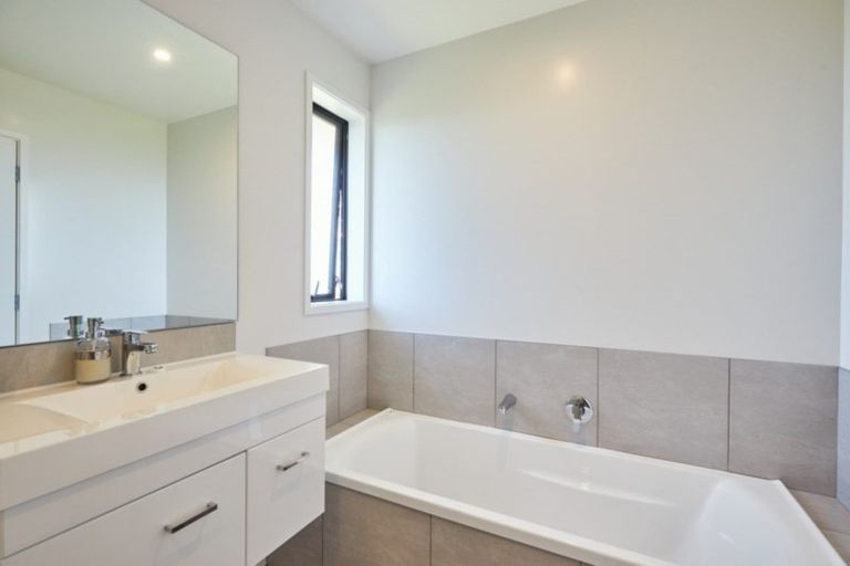 Photo of property in 28 Miromiro Drive, Kaikoura, 7300