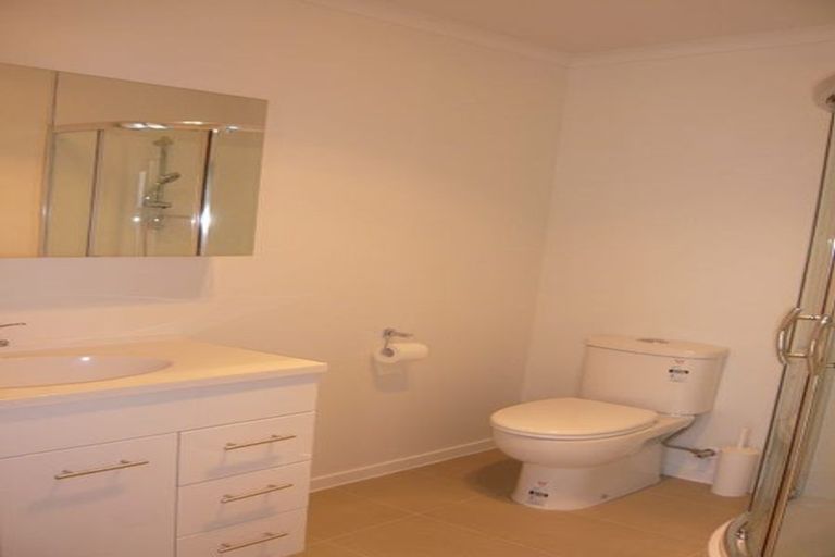 Photo of property in 2/17 Jones Crescent, Melville, Hamilton, 3206