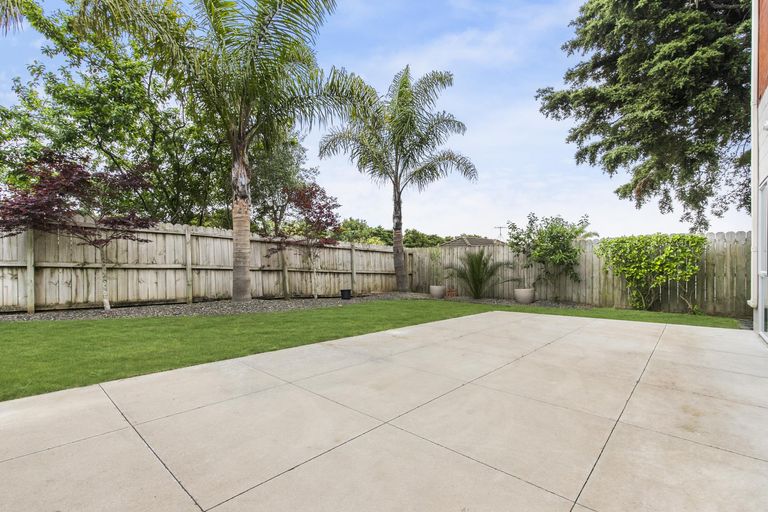 Photo of property in 22b Wairere Road, The Gardens, Auckland, 2105