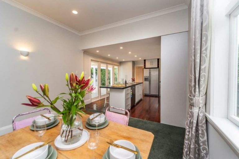 Photo of property in 139 Main Street, Greytown, 5712