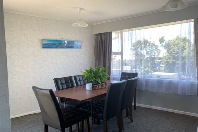 Photo of property in 37 Raleigh Street, Waitara, 4320