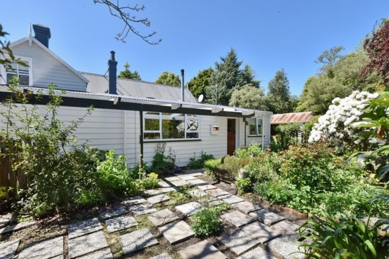 Photo of property in 61 Gordon Street, Southbridge, 7602