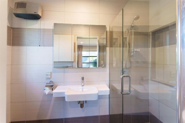 Photo of property in 3 Highgate Avenue, Merivale, Christchurch, 8014