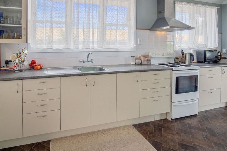 Photo of property in 141 Tirau Street, Putaruru, 3411