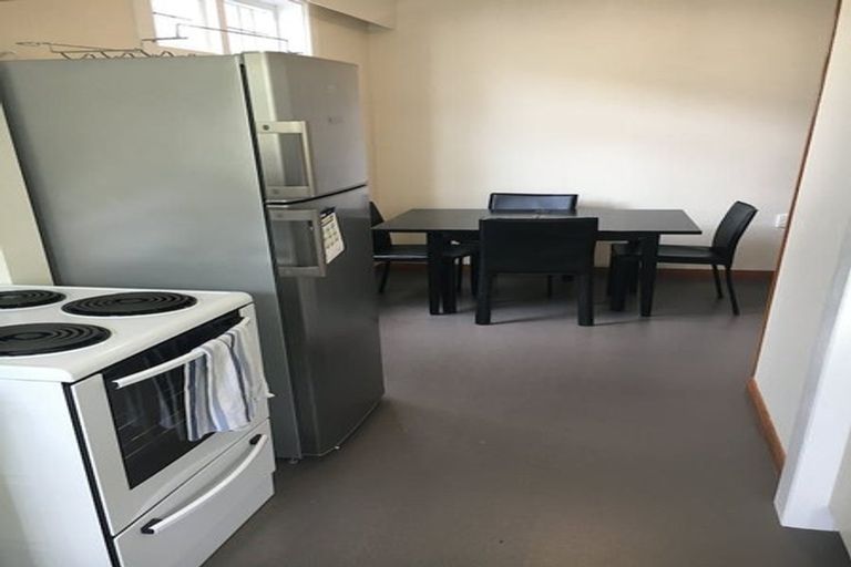 Photo of property in 67 Pirie Street, Mount Victoria, Wellington, 6011