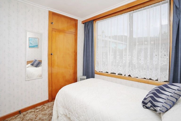 Photo of property in 20 Onslow Street, Bluff, 9814