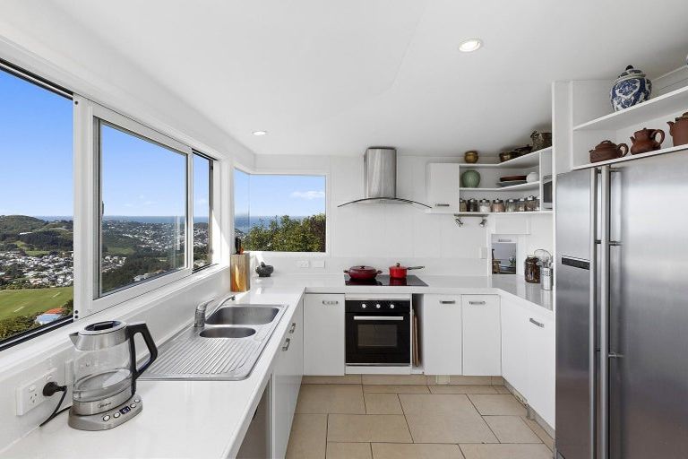 Photo of property in 67d Mills Road, Brooklyn, Wellington, 6021