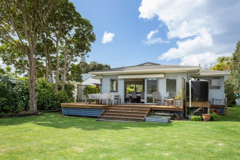 Photo of property in 153 Ocean Beach Road, Tairua, 3508