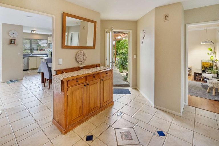 Photo of property in 1 Vanderbilt Place, Welcome Bay, Tauranga, 3112