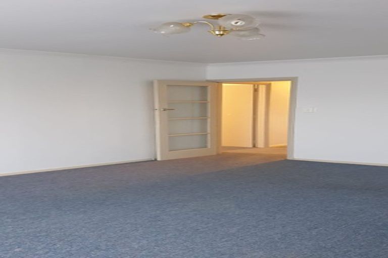 Photo of property in 28 Gibbons Street, Upper Hutt Central, Upper Hutt, 5018