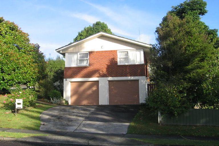 Photo of property in 14 Betsland Crescent, Hillcrest, Auckland, 0627