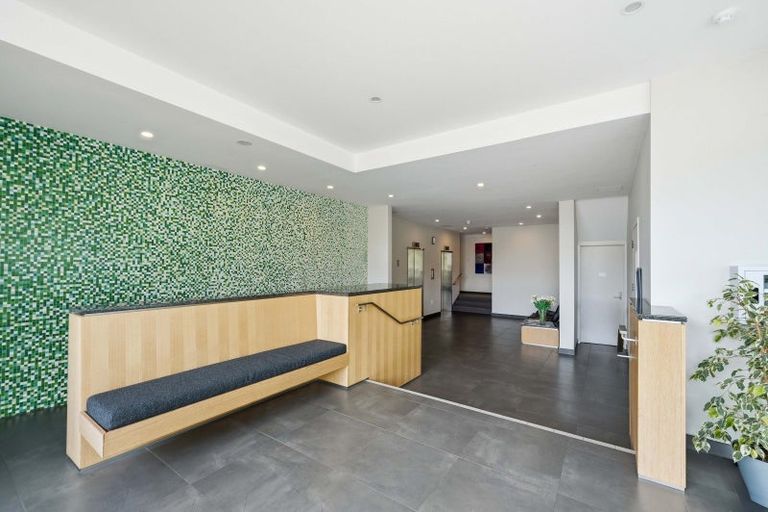 Photo of property in 58/45 Stanley Road, Stanley Point, Auckland, 0624