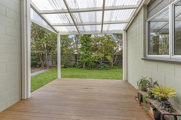 Photo of property in 1 Ian Place, Bishopdale, Christchurch, 8053