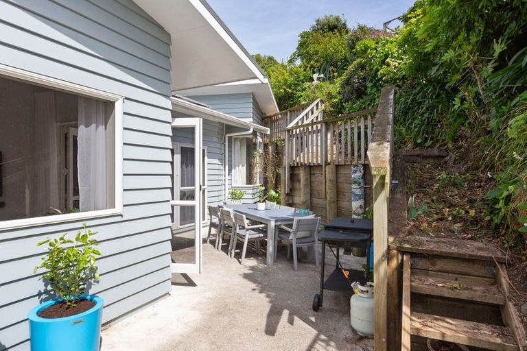 Photo of property in 18 Beach Road, Plimmerton, Porirua, 5026