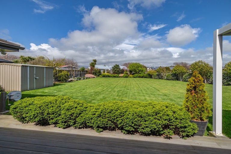 Photo of property in 15 Gladys Place, Levin, 5510