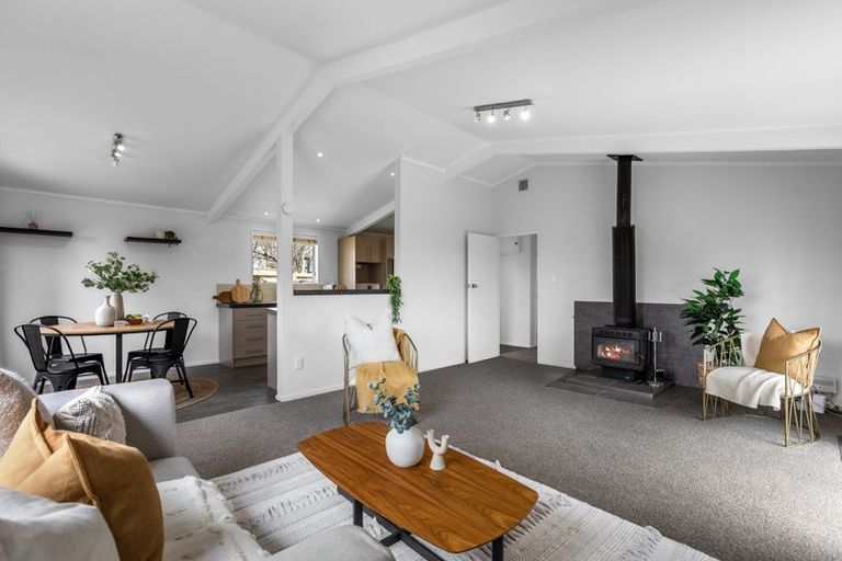 Photo of property in 24 Kaitemako Road, Welcome Bay, Tauranga, 3112