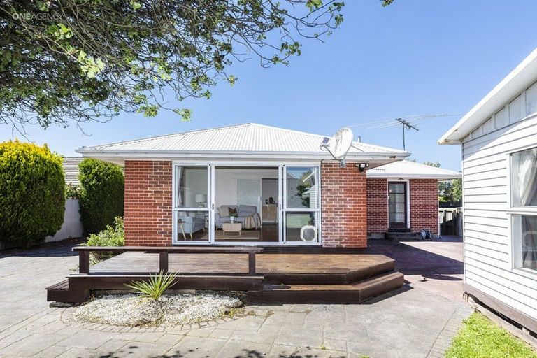 Photo of property in 25 Fenhall Street, Russley, Christchurch, 8042