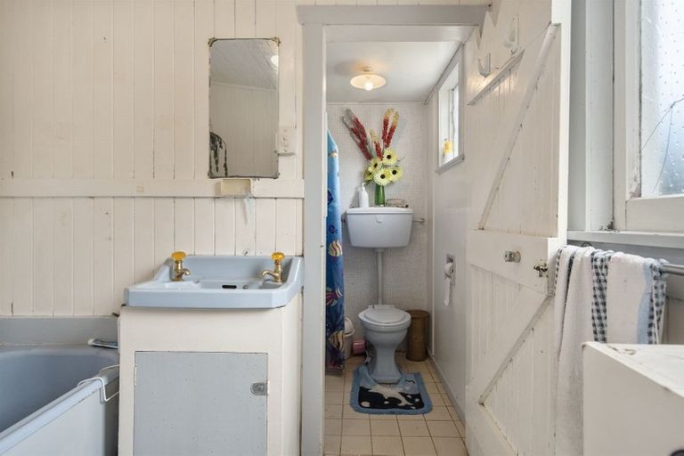 Photo of property in 31 Heale Street, Matata, Whakatane, 3194